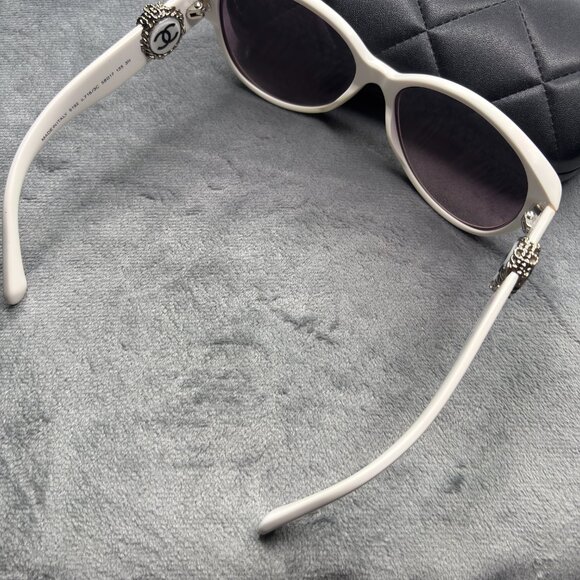 Chanel White Frame Bouton Sunglasses-5192 - Picture 4 of 16